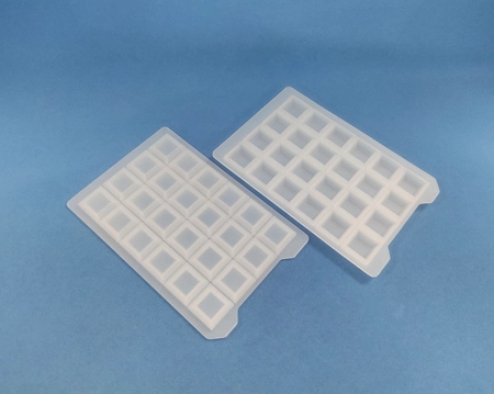 24 Silicone Mat, 17.2mm X 17.2mm Square Plug